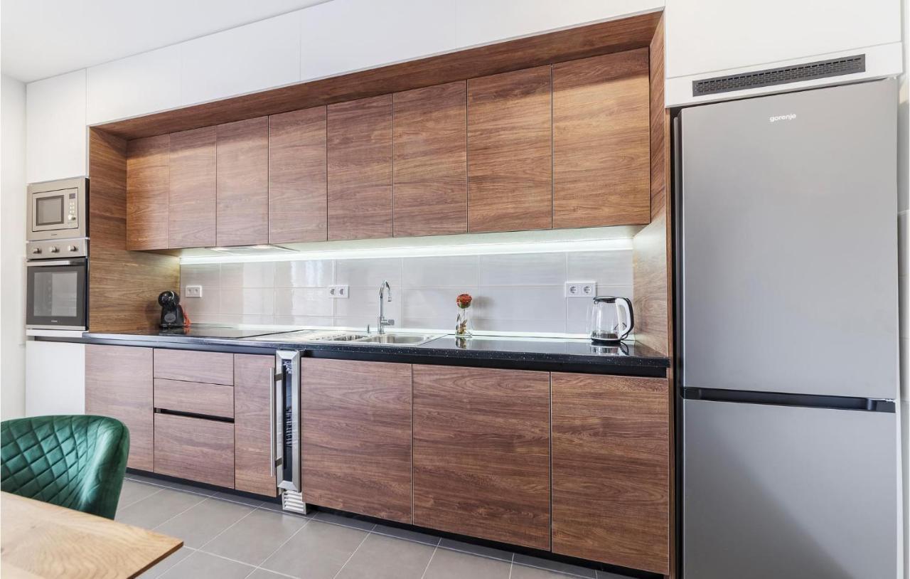 Amazing Apartment In Premantura With Kitchen Exteriér fotografie